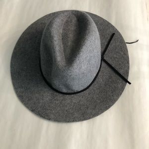 100% wool hat